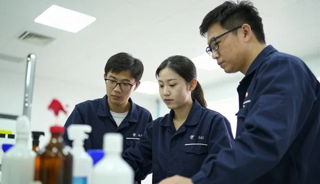 助剂供应中技术问题的常见表现及应对策略